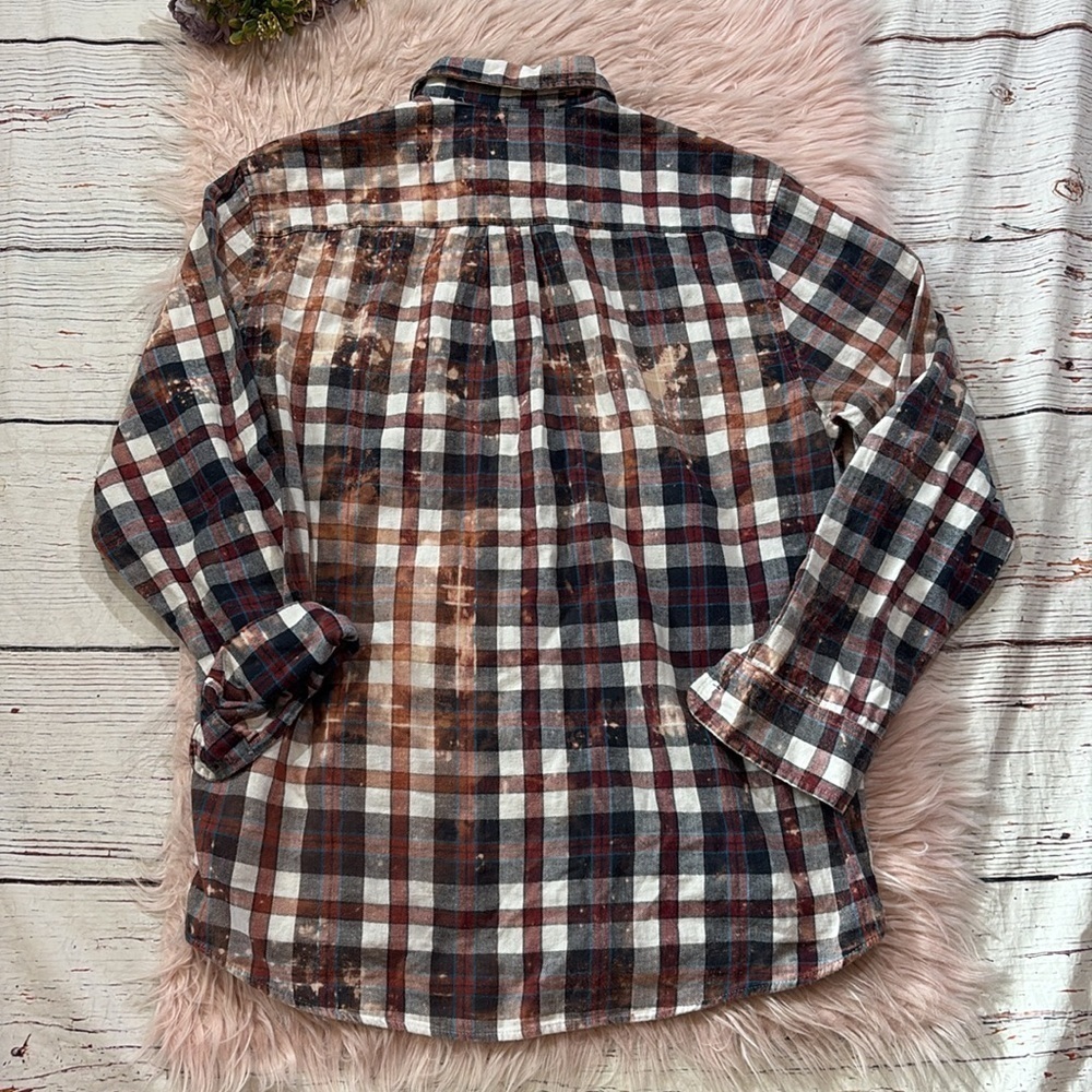 Two Gypsea Souls Unisex Upcycleded Bleached Distressed Flannel Button Down - Picture 10 of 10